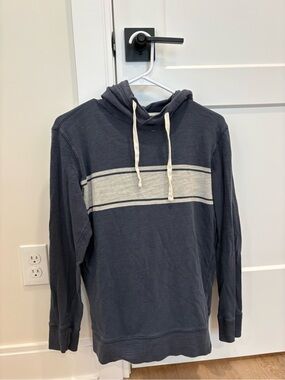 Men’s Faherty Navy and Off White Hoodie Size Small